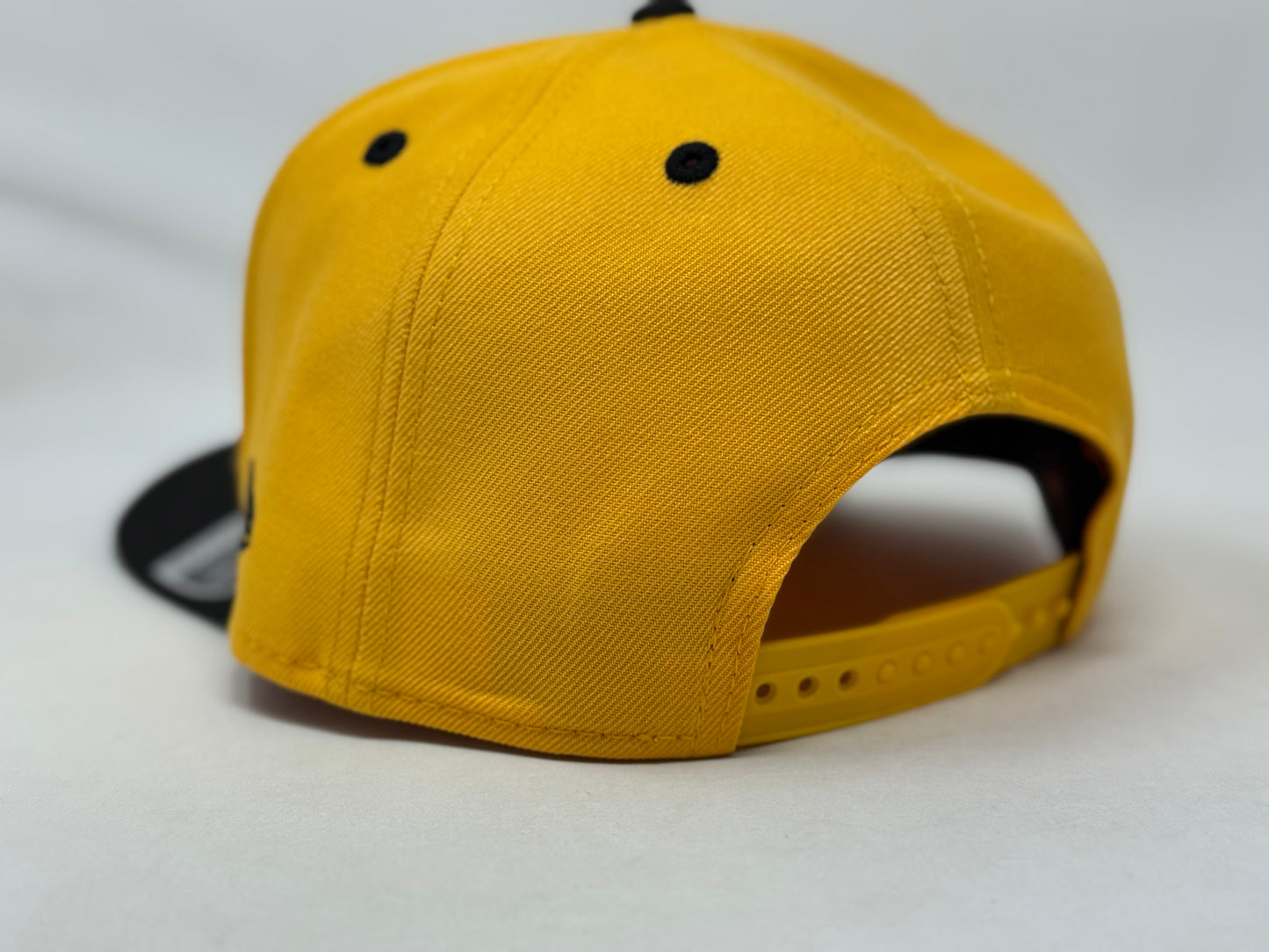Pittsburgh Pirates Roberto Clemente Signature Series A Frame Snapback Hat