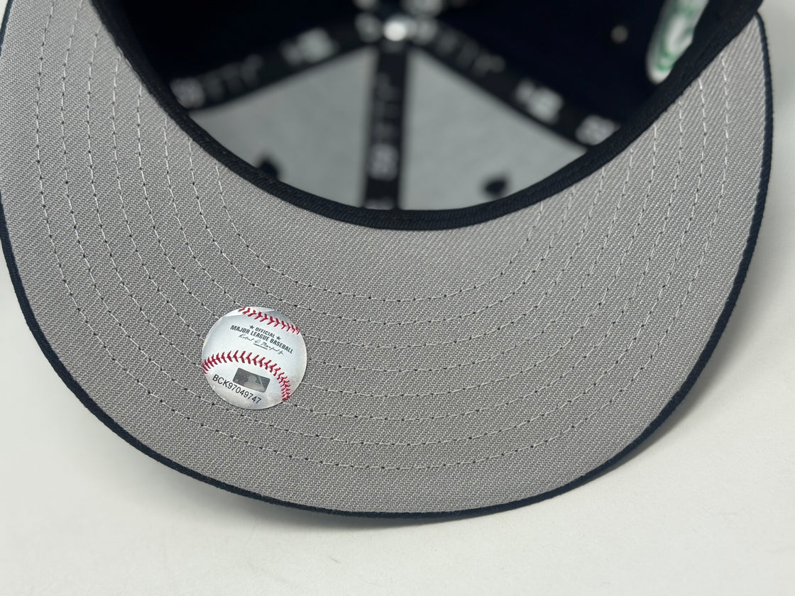 New York Yankees NYC Park Fitted Hat-Navy Blue