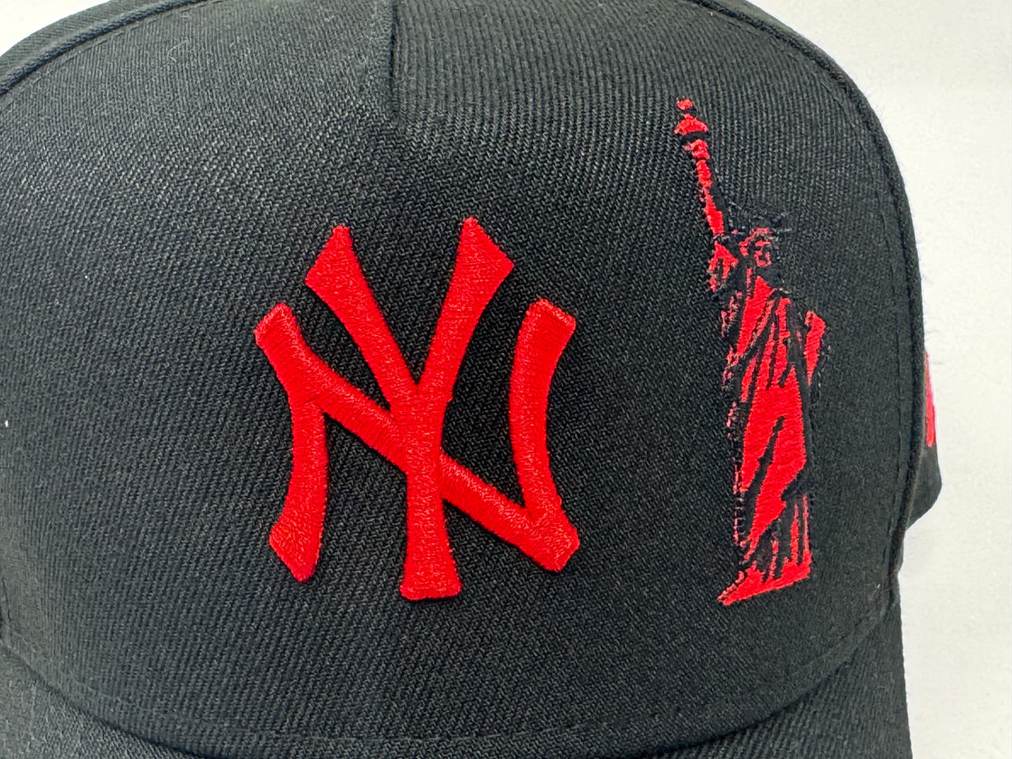 New York Yankees Subway Series Black Statue of Liberty New Era 9forty A-Frame Snapback Hat