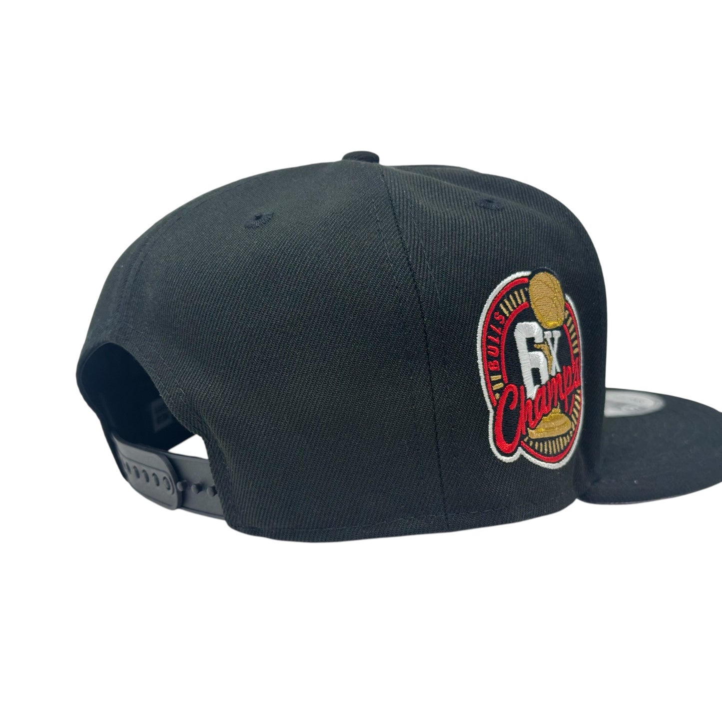 Chicago Bulls 6X Champs Black 9FIFTY Snapback