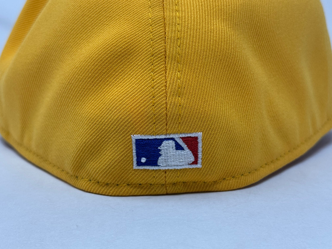 Pittsburgh Pirates Roberto Clemente Signature Series A Frame Fitted Hat