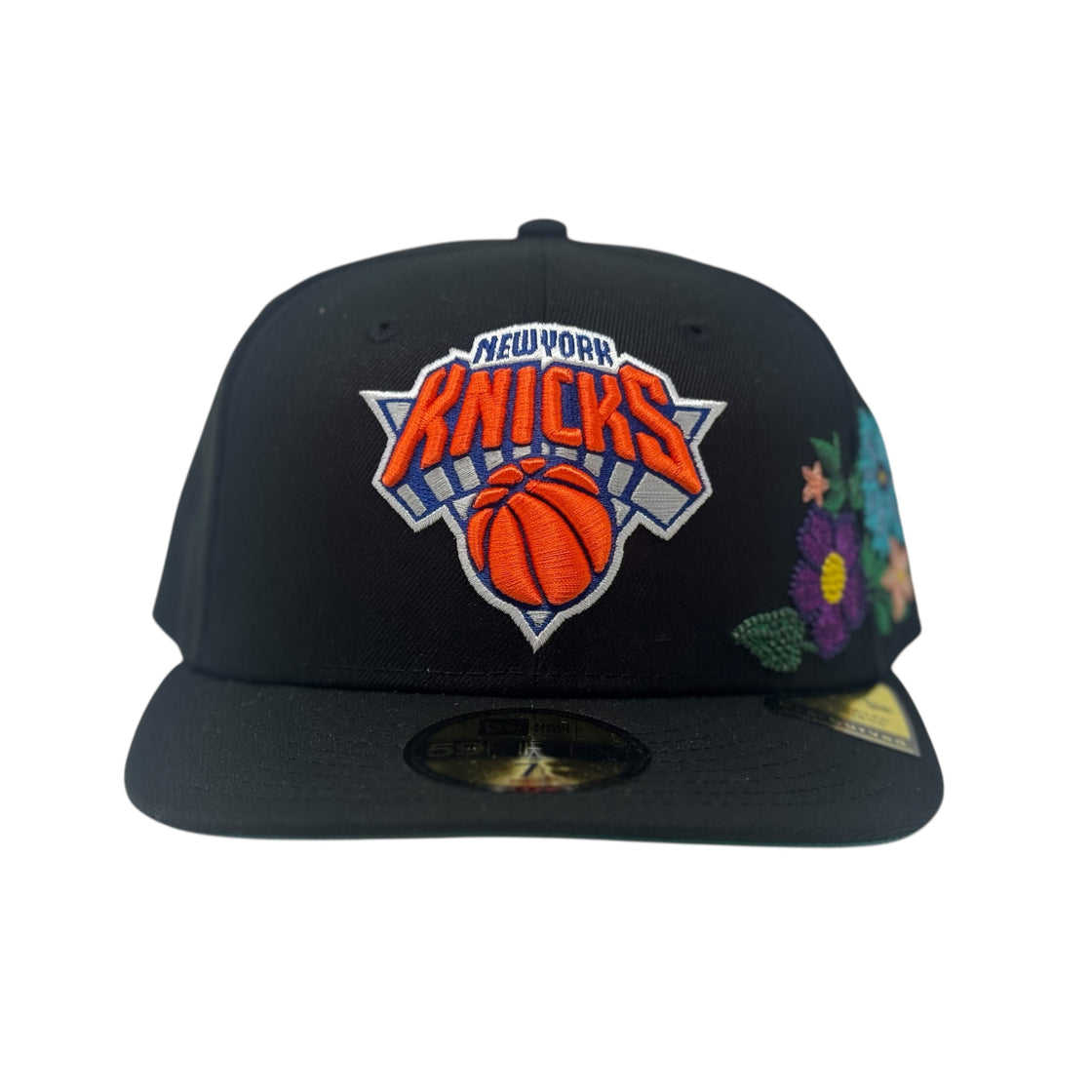 New York Knicks Tonal Floral Pre-Curved New Era Fitted-Black