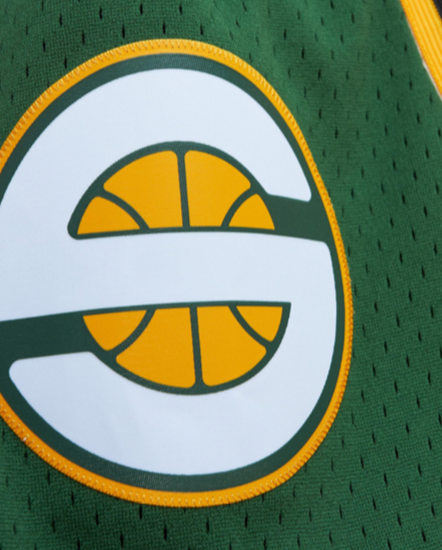 SEATTLE SUPERSONICS MITCHELL AND NESS CREAM SWINGMAN SHORTS