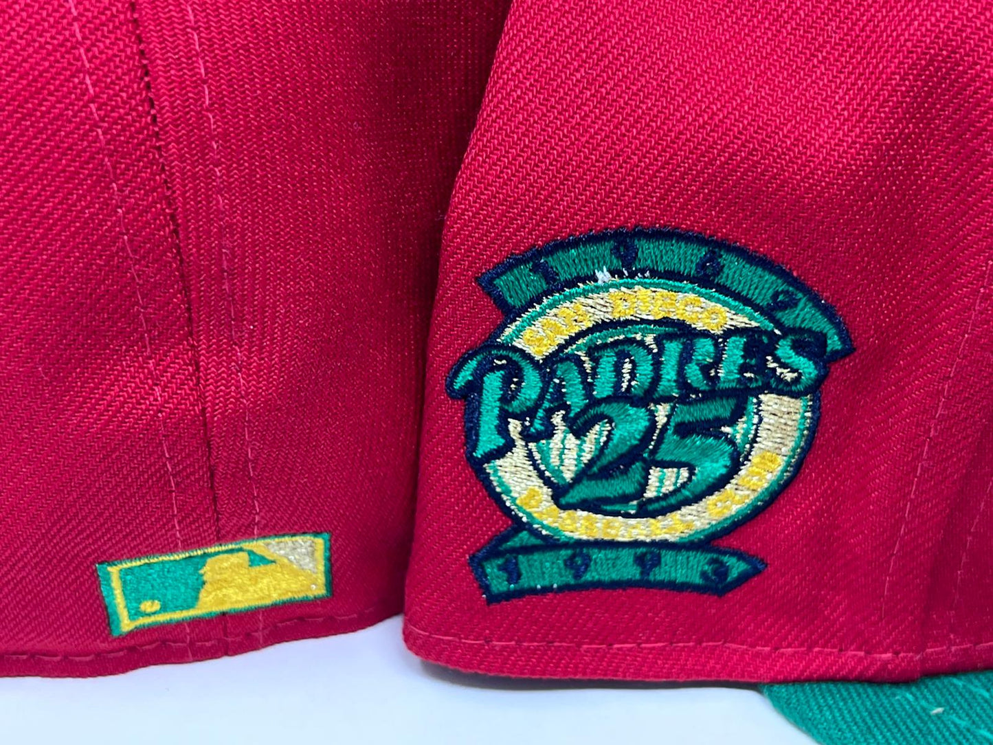 SAN DIEGO PADRES 25TH ANNIVERSAY " WORLD CUP SOCCER PACK" METALLIC GOLD BRIM NEW ERA FITTED HAT