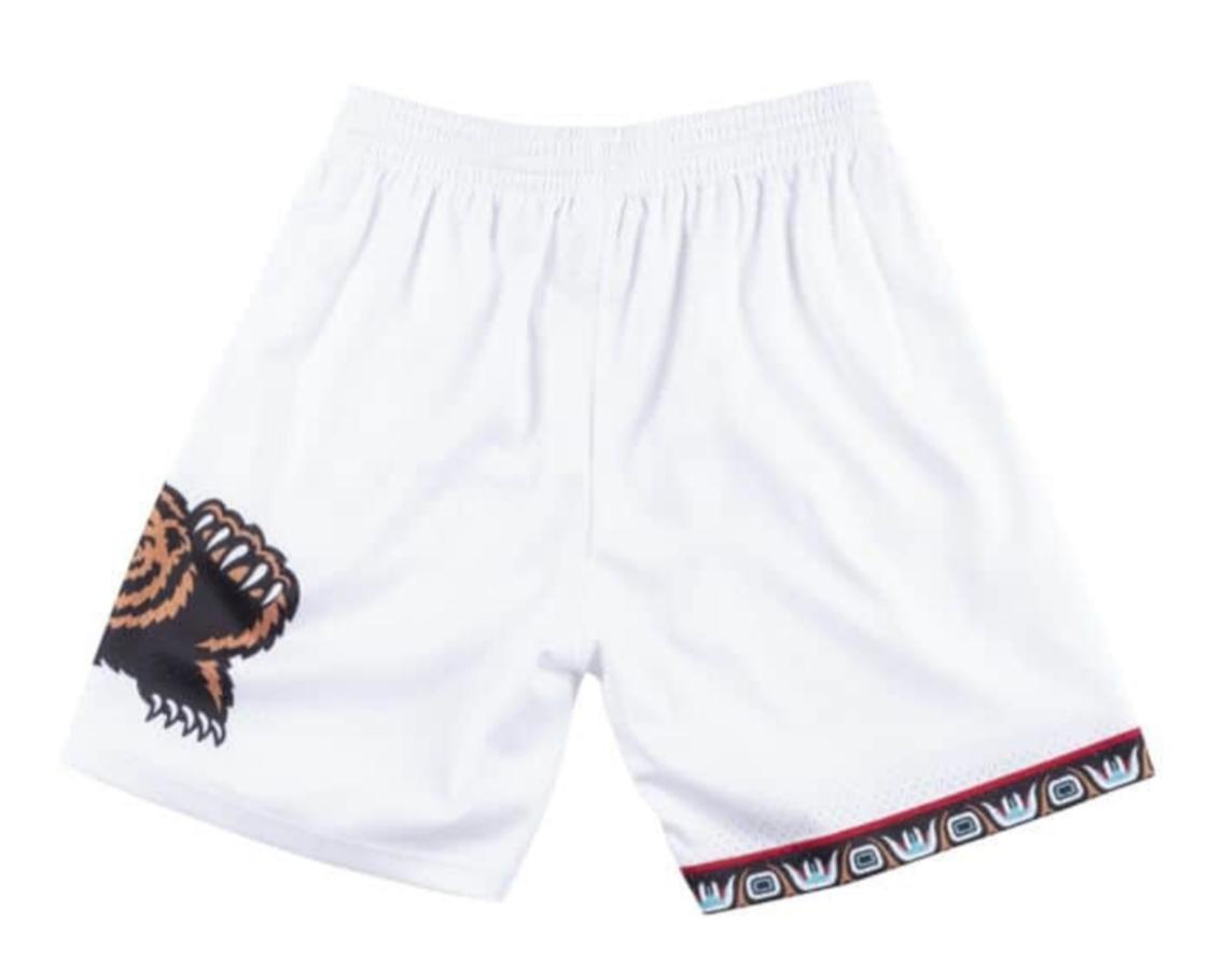 Men's Mitchell & Ness Cream Vancouver Grizzlies Chainstitched Swingman Shorts