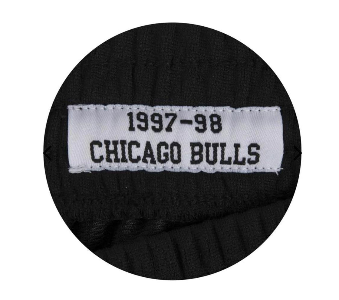 Mitchell and Ness NBA Swingman Chicago Bulls Solid Black Shorts 1997-99