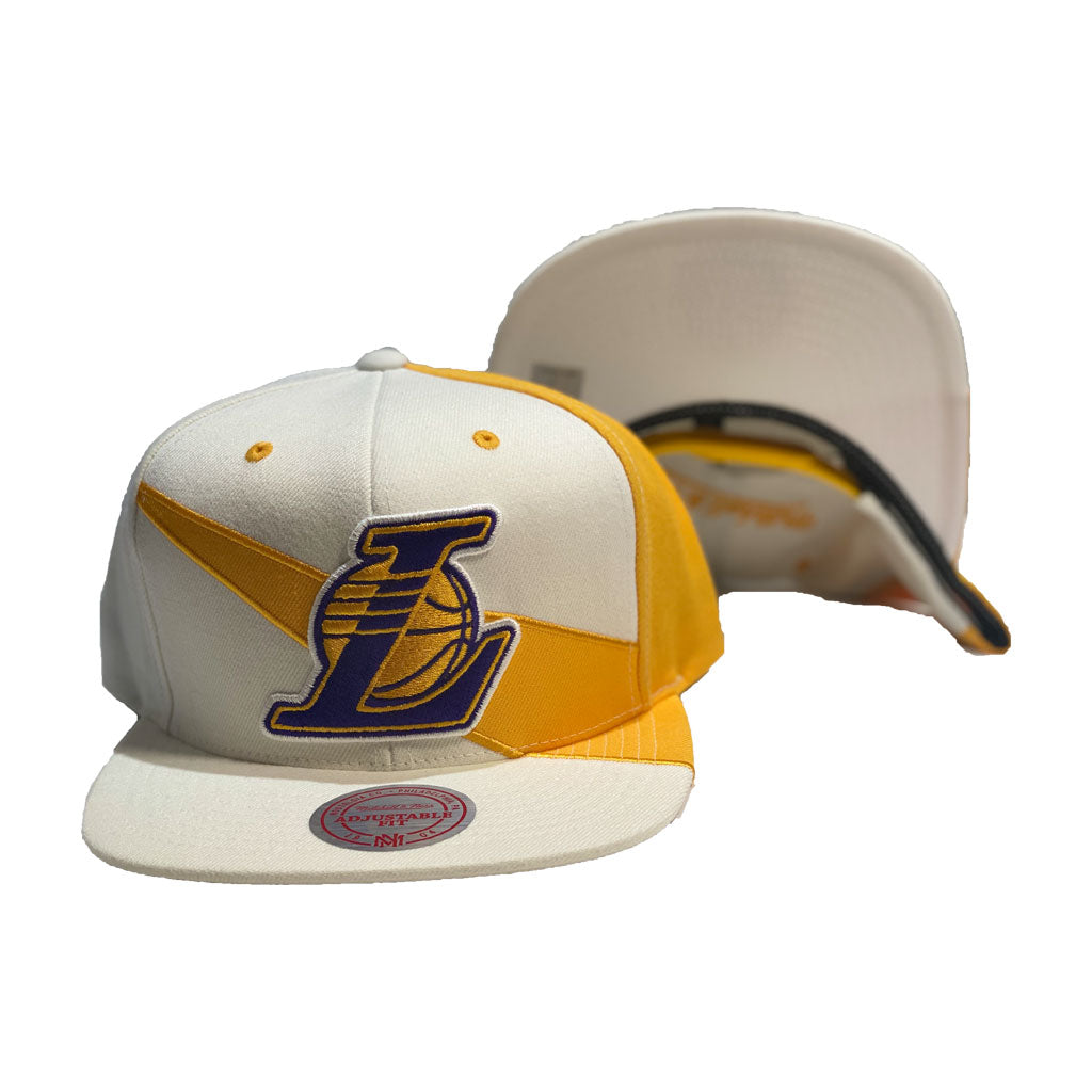 Mitchell & Ness - Marquette Eagles Half And Half Snapback - Yellow/