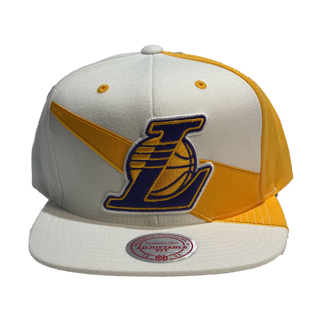 Los Angeles Lakers Yellow outline Hat-NWT by Mitchell & Ness