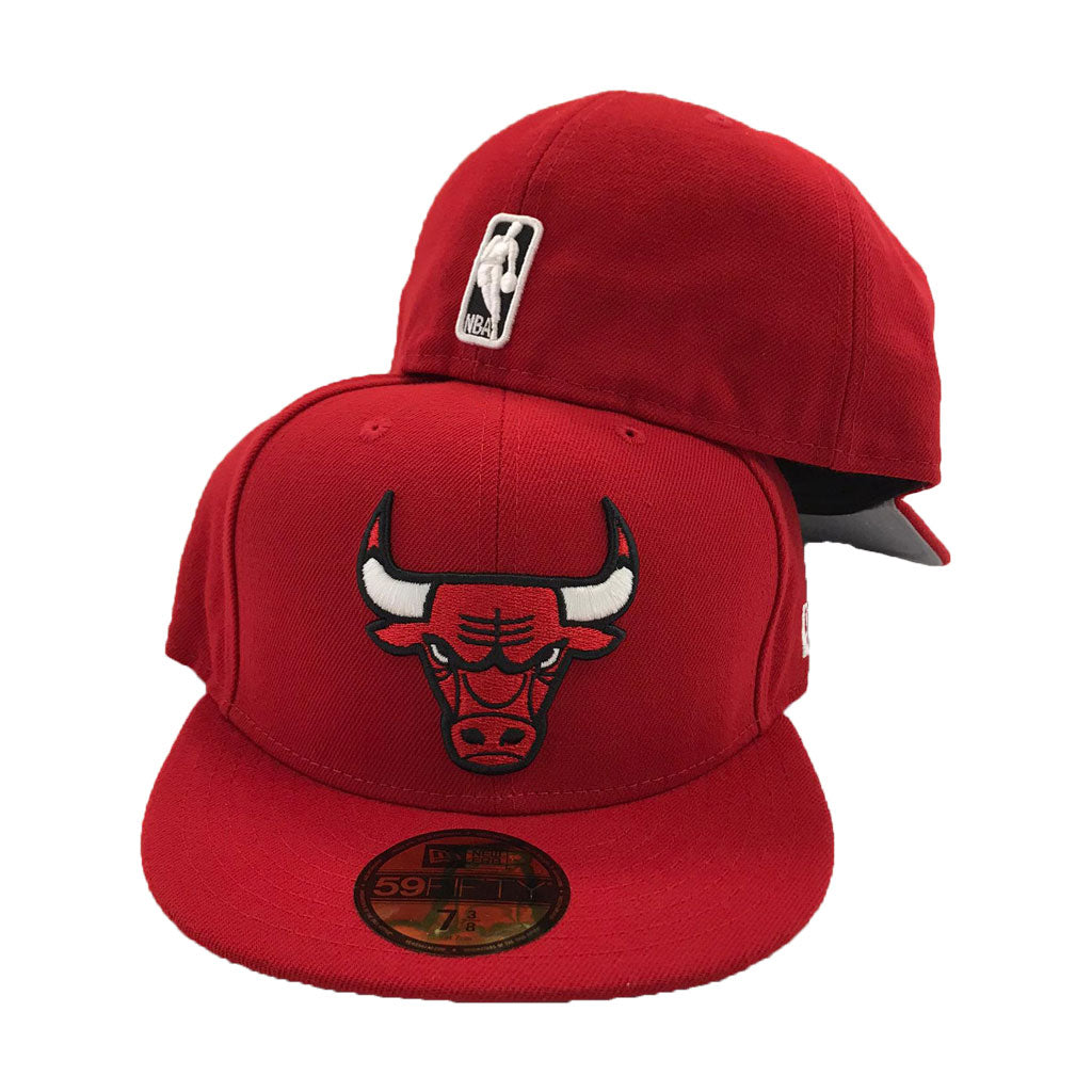 Ovo x NBA Bulls New Era 59FIFTY Fitted Hat Red