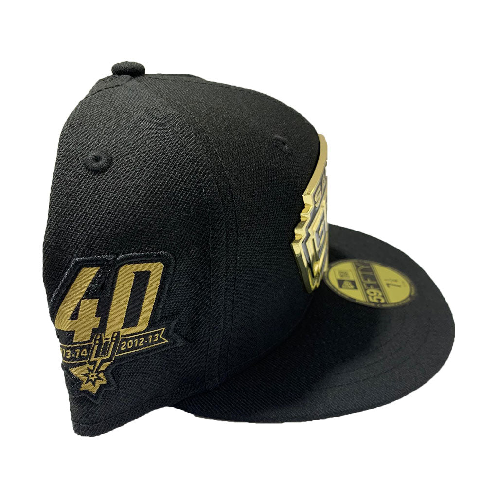 SAN ANTONIO SPURS NEW ERA 59FIFTY ALL BLACK HAT WITH METAL LOGO