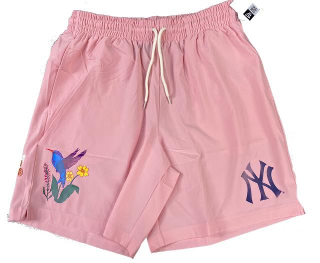 New York Yankees New Era Blooming Shorts - Pink Small