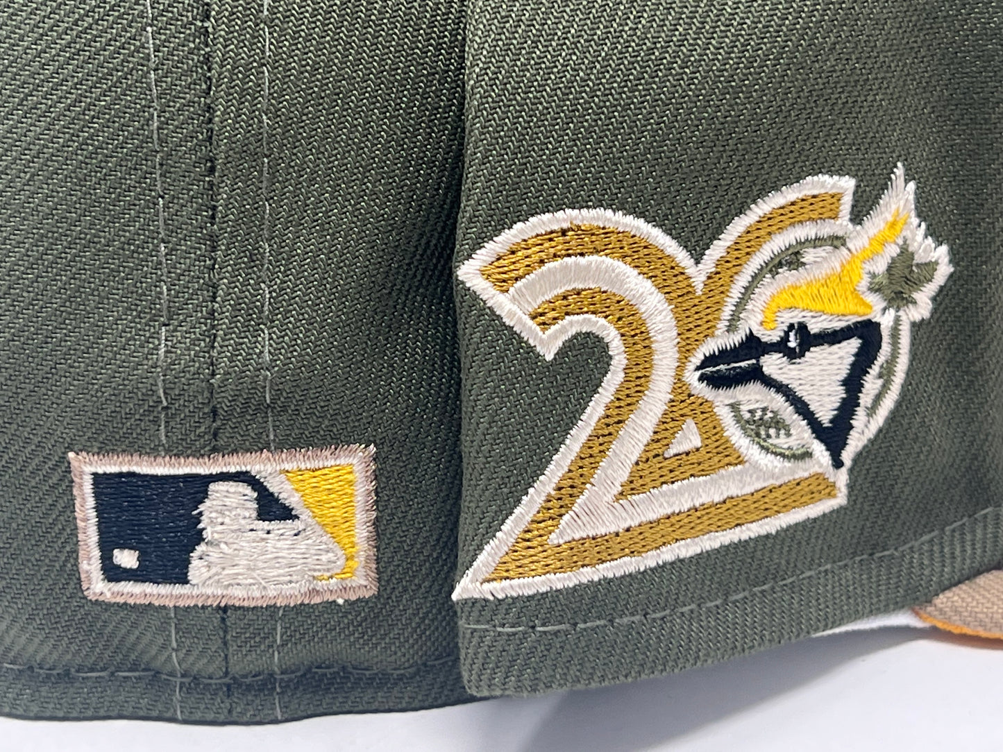 TORONTO BLUE JAYS 20TH ANNIVERSARY OLIVE CAMEL VISOR YELLOW BRIM NEW ERA FITTED HAT