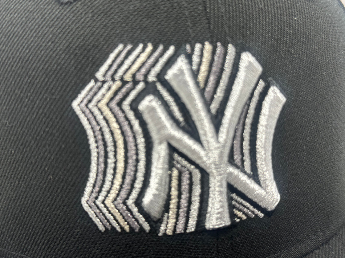 New York Yankees 2000 World Series Champions Shadow Logo Fitted Hats-Black