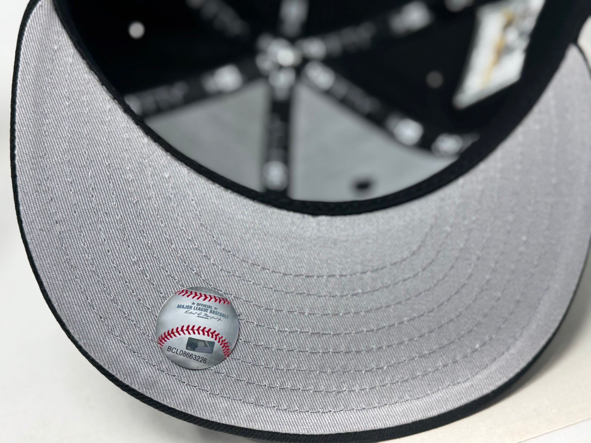 Oakland Athletics Rickey Handerson Field New Era Fitted Hat-Black