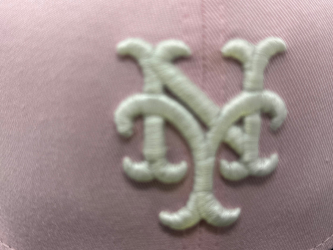 New York Mets Citi-Field Glow in the Dak Logo Fitted Hat-Pink Black