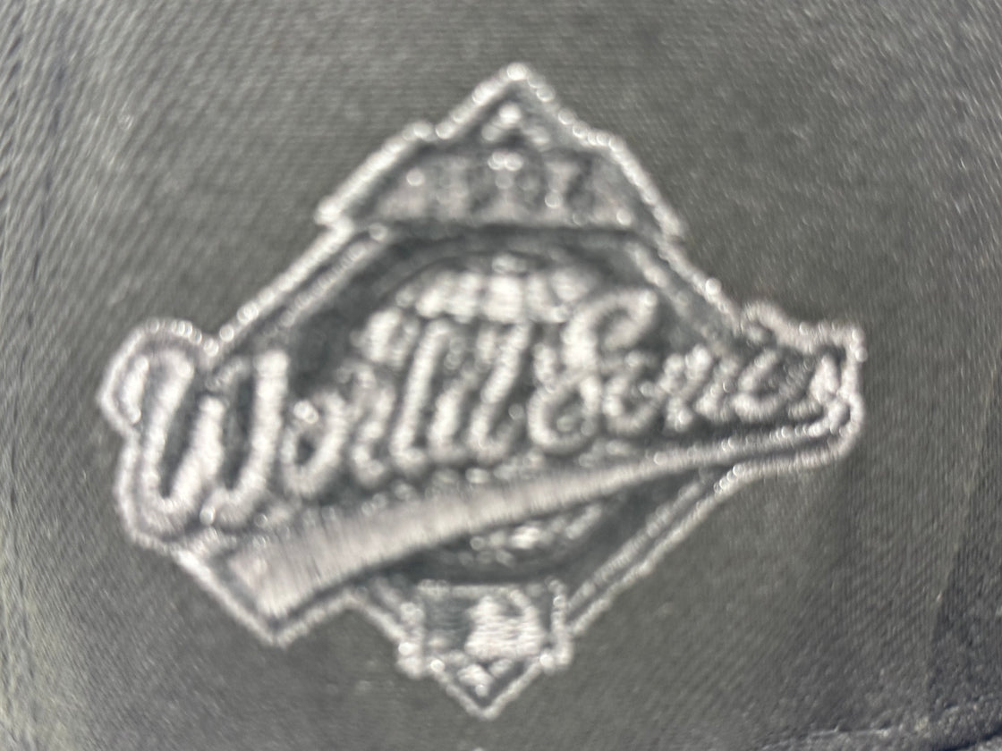 New York Yankees 1996 World Series Metallic Tonal Black Snapback Hats