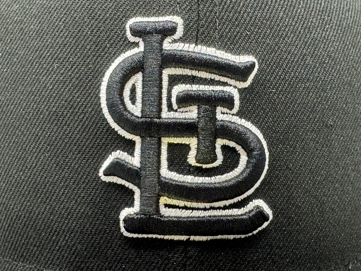 St. Louis Cardinals 2006 World Series Black  Gray Brim New Era Fitted Hat