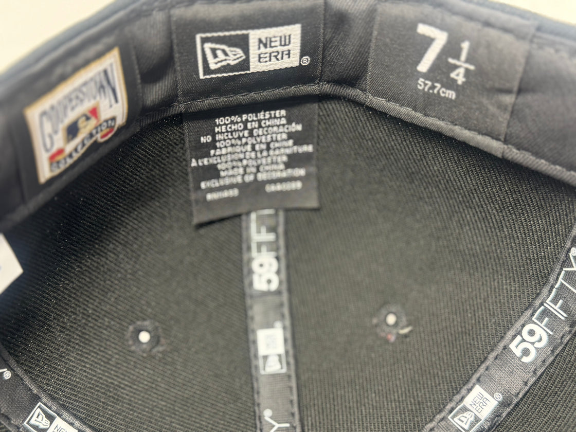 New York Yankees 2000 World Series Champions Shadow Logo Fitted Hats-Black