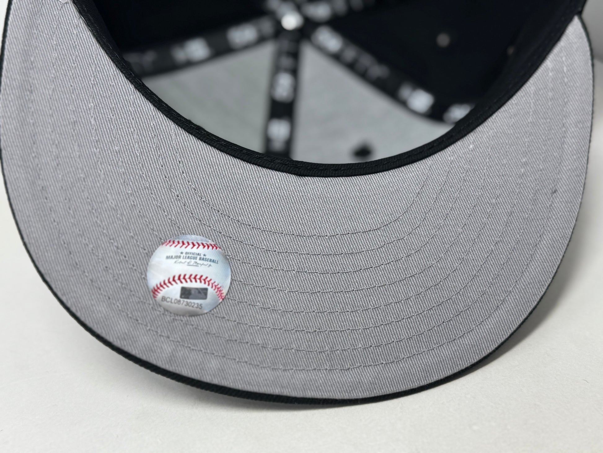 New York Mets * Seinfeld Apple Logo New Era Fitted Hat