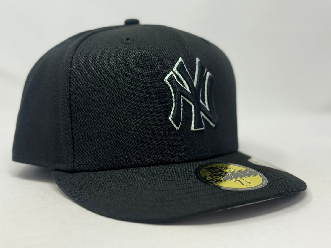 New York Yankees Pre -Curved Visor 59FIFTY Fitted Hat-Black
