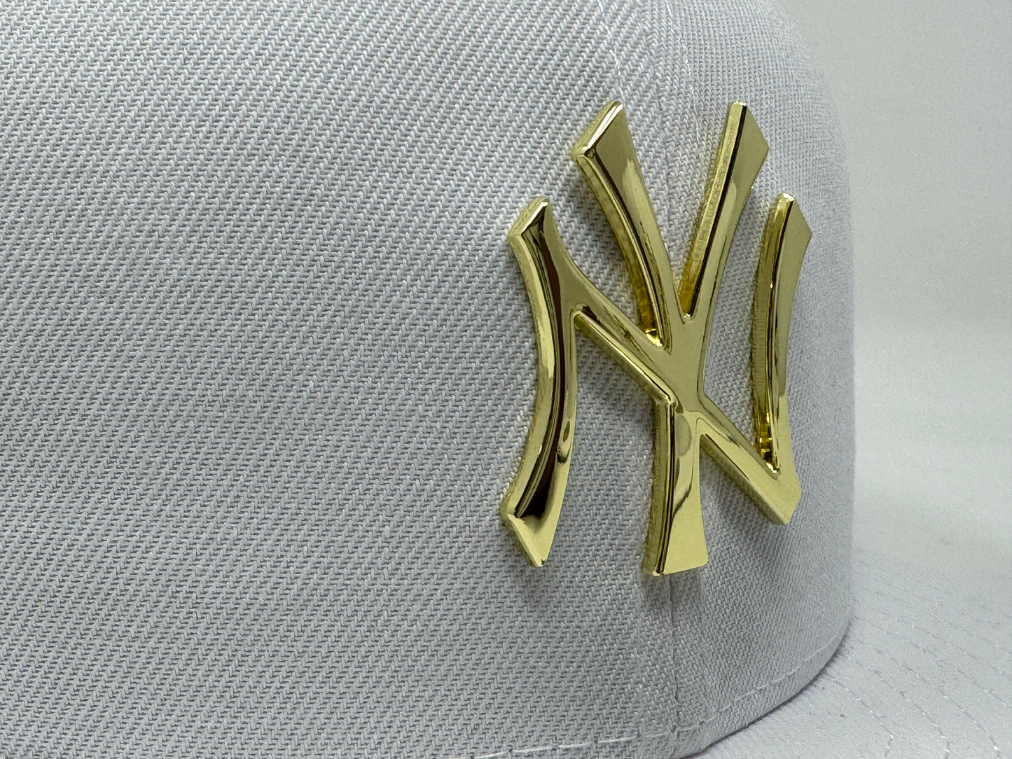 New York Yankees 1961 World Series White Metal Plate Logo 59Fifty New Era Fitted Hat