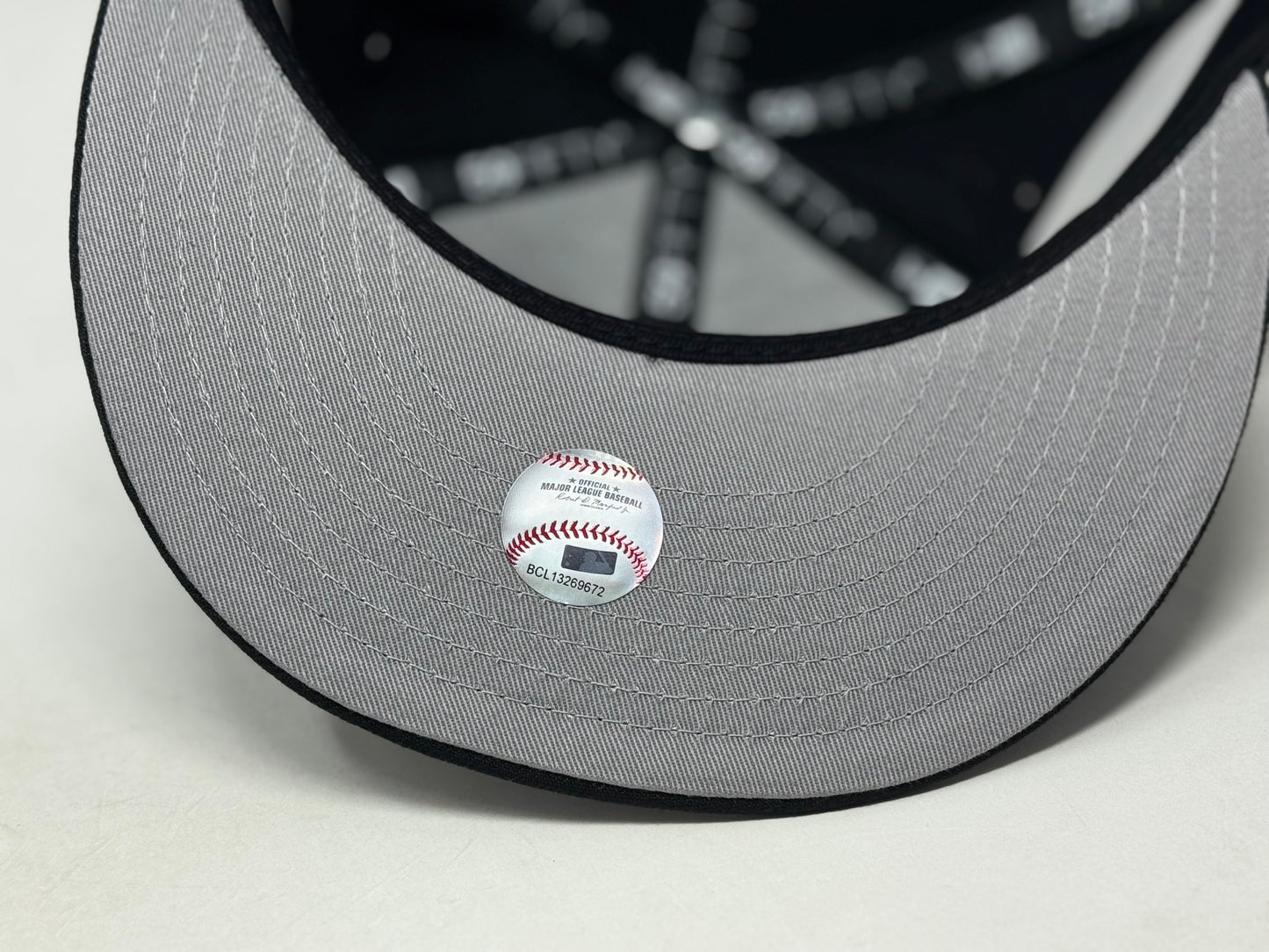 New York Yankees VS Mets Subway Series Fitted Hat-Black