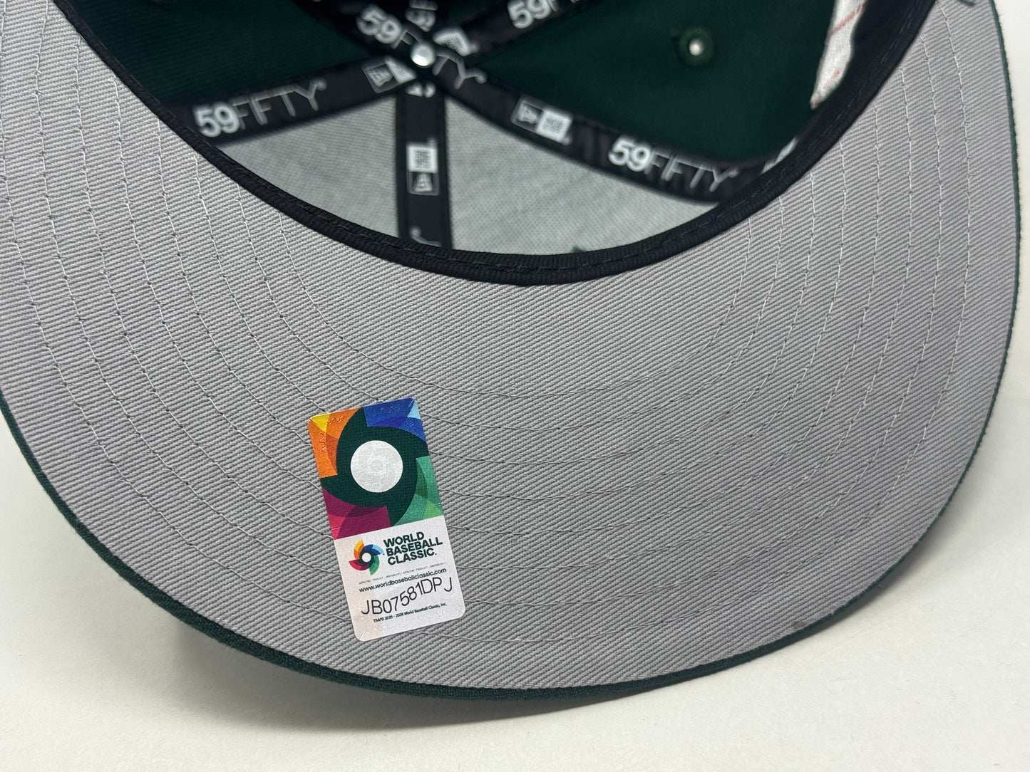 Team Mexico 2026 World Baseball Classic Fitted Hat by New Era-Green