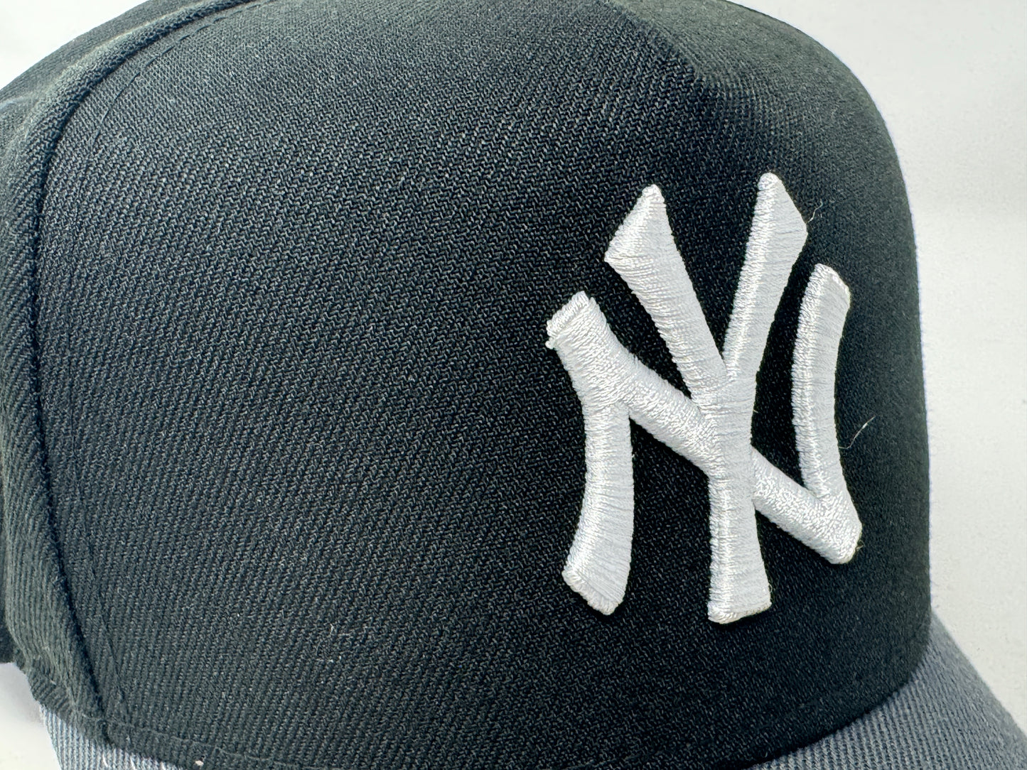 New York Yankees 1999 World Series Black Dark Gray New Era 9forty A-Frame Snapback Hat