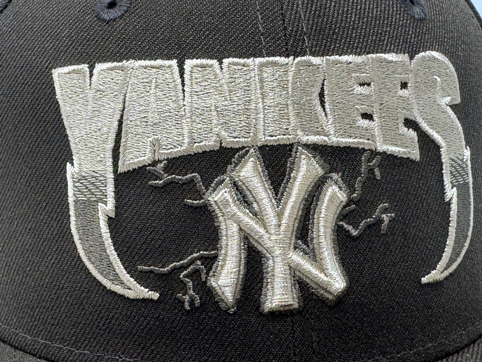 New York Yankees "Supercharged Logo" Fitted Hats-Brown