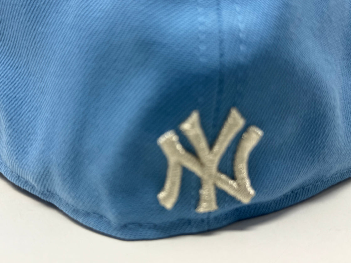 New York Yankees Santa Claus Snowman 59Fifty Fitted Hat-Sky Blue