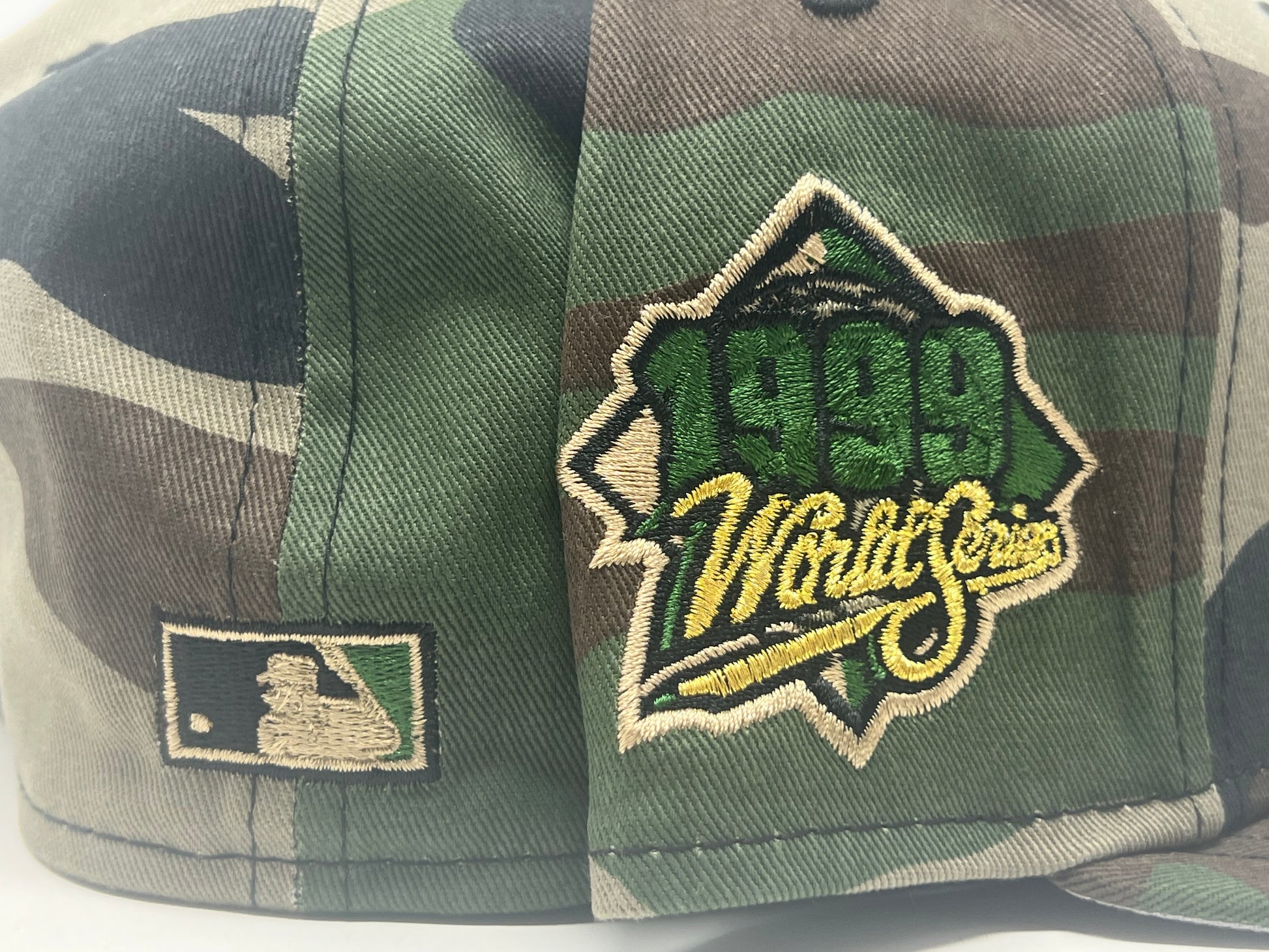 New York Yankees 1999 World Series Woodland Camouflage New Era Fitted Hat