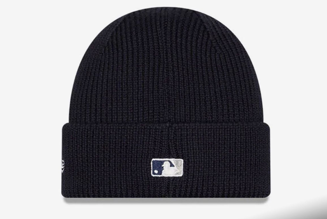 New Era New York Yankees Skull Knit Beanie