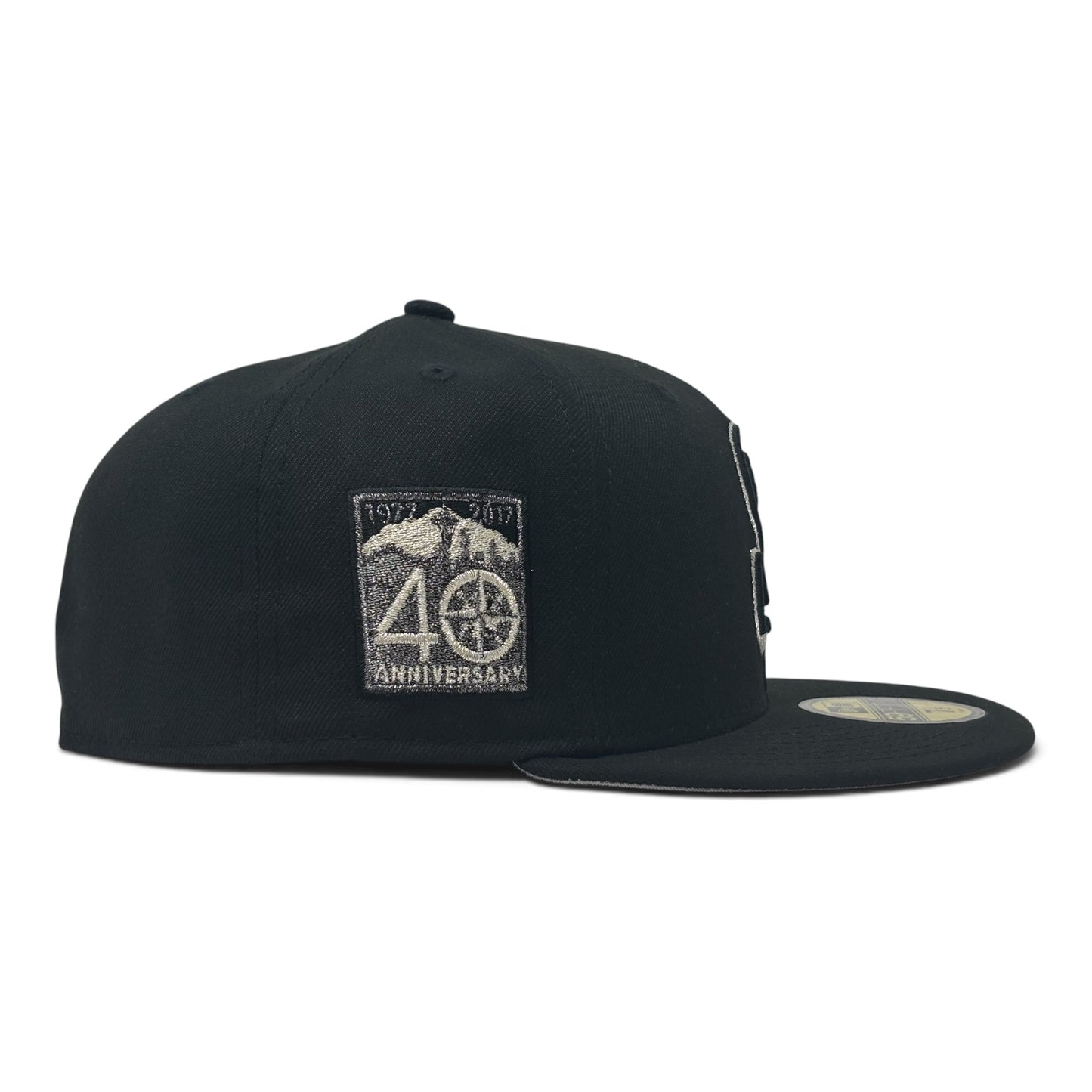 Seattle Mariners 40th Anniversary Black Metallic Gradient Logo Fitted Hats