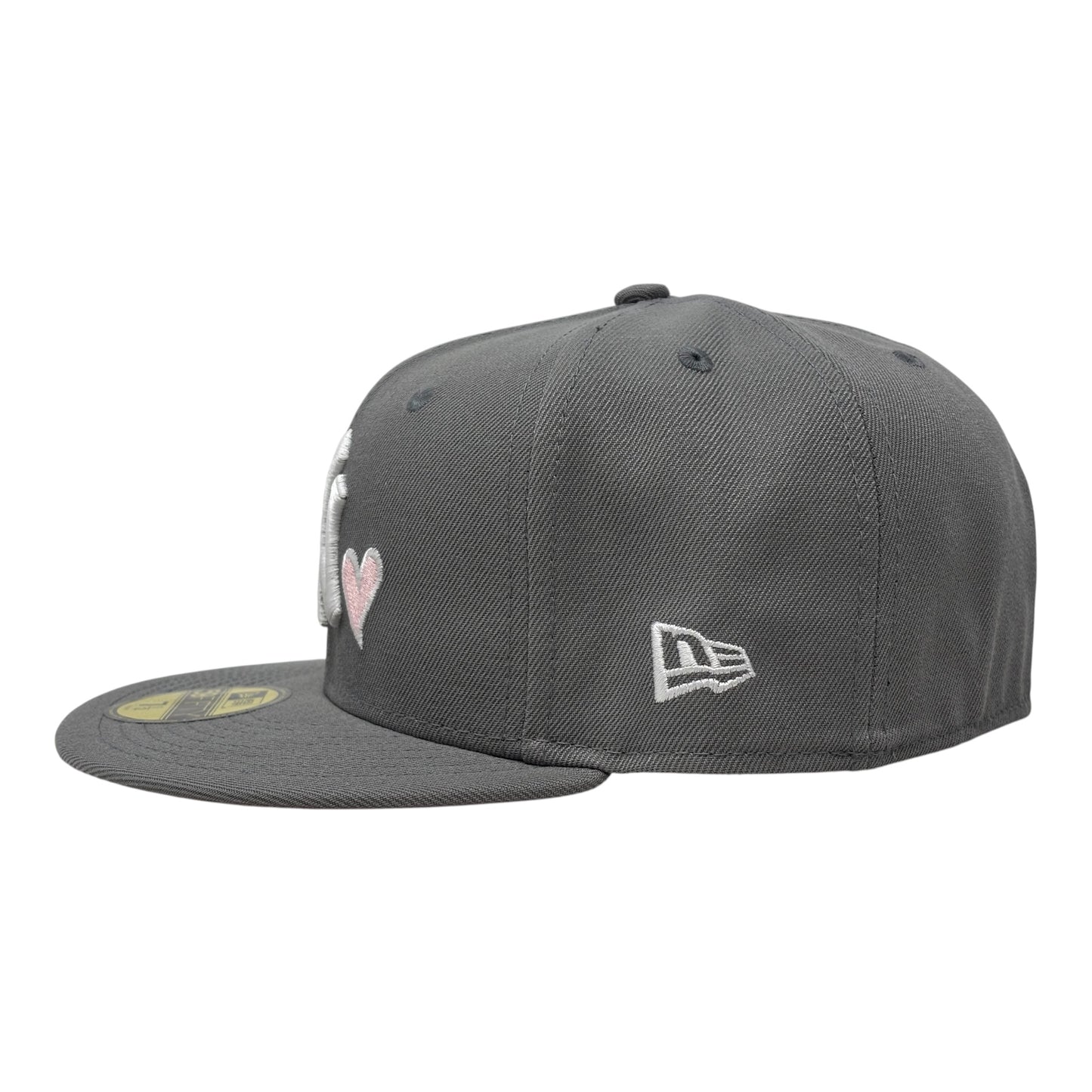 New York Yankees 1999 World Series with heart Pink Brim Fitted Hat