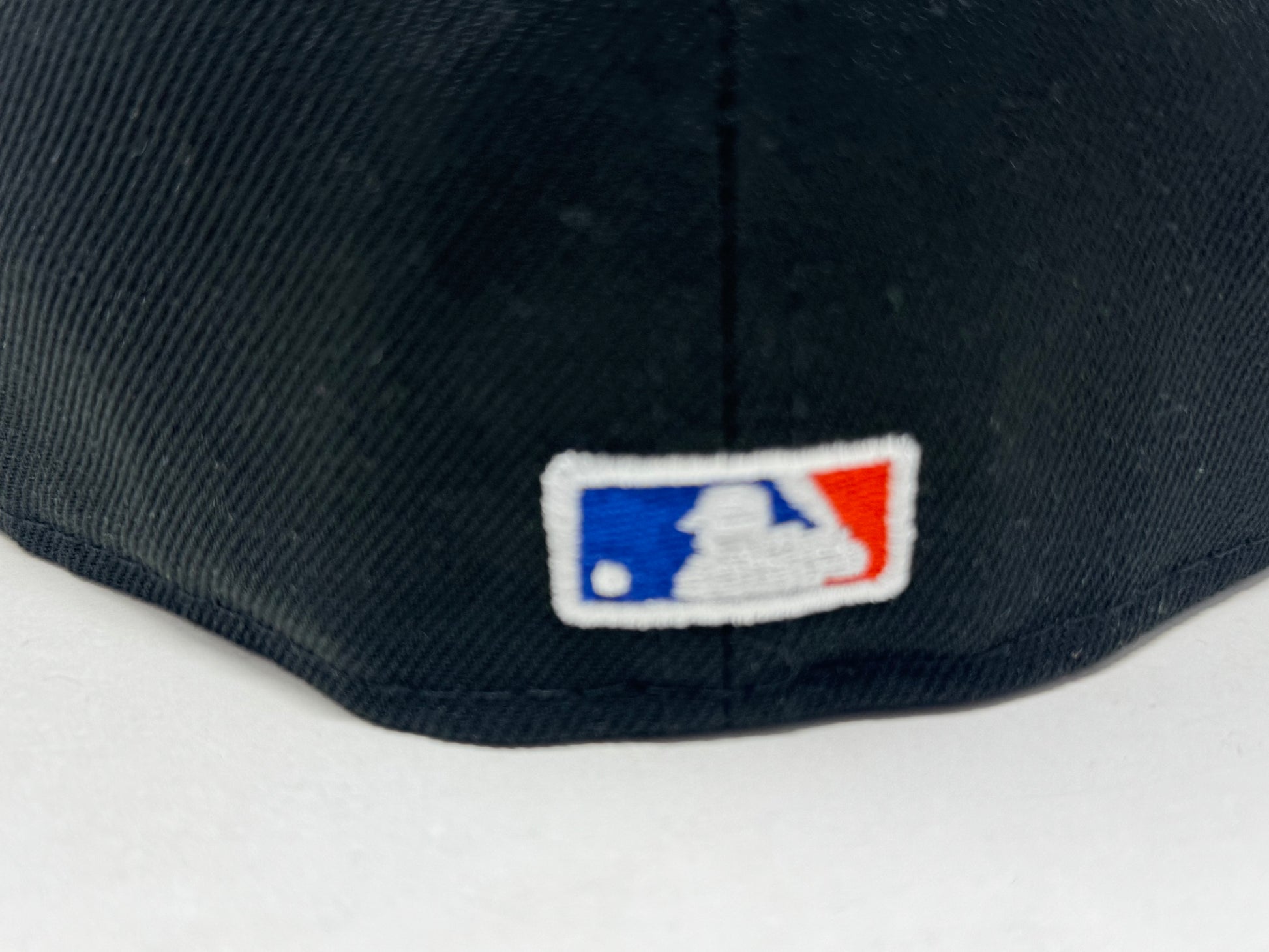 New York Mets * Seinfeld Apple Logo New Era Fitted Hat