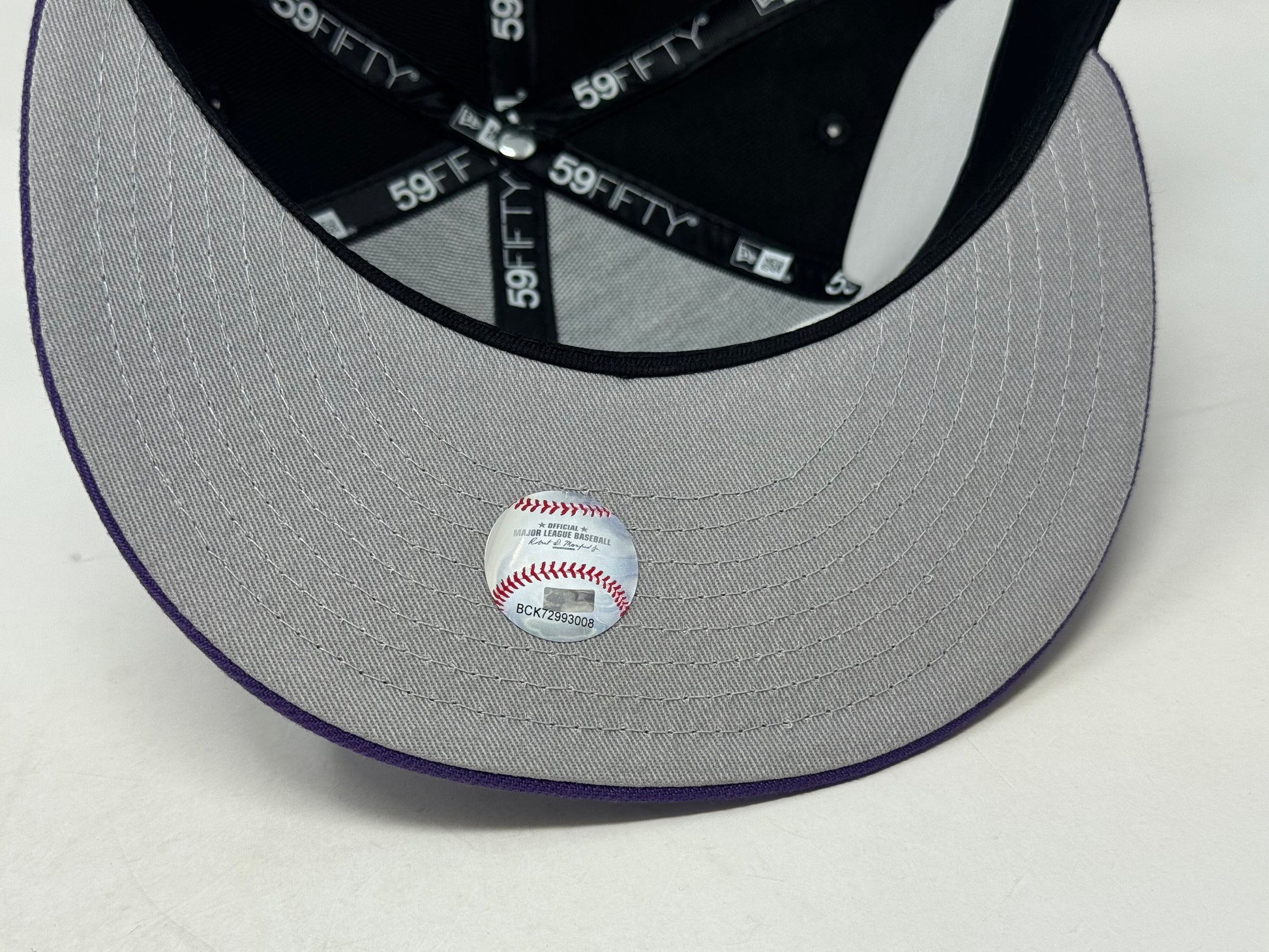 New York Mets 25th Anniversary Apple Logo "Sneaker Matching" Fitted Hats
