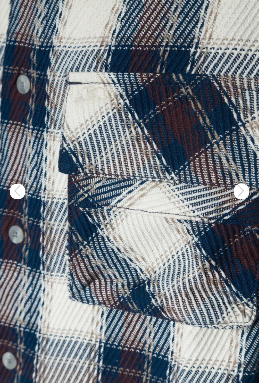 A.Tiziano Heath Plaid Button Front Shirt