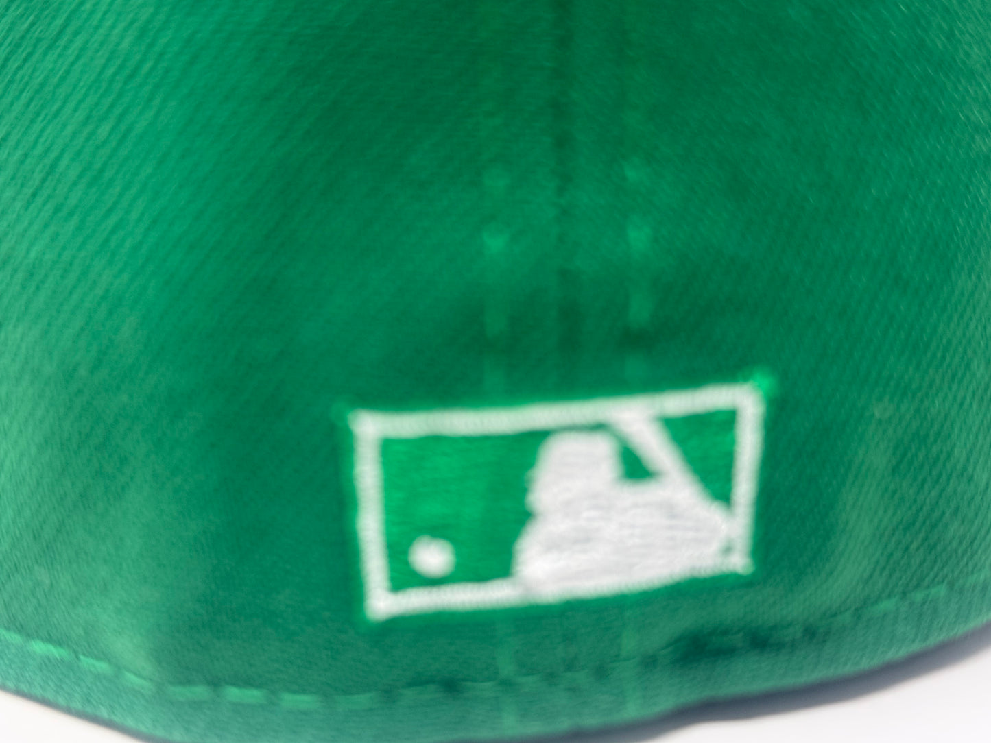 New York Yankees 1999 World Series Kelly Green Fitted Hats