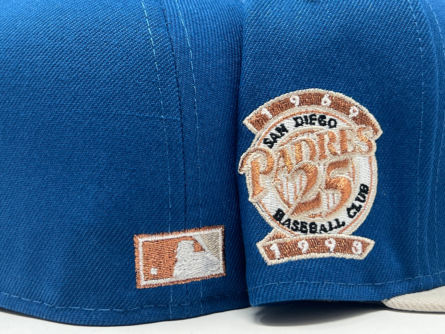 SAN DIEGO PADRES 25TH ANNIVERSARY CHAIN-LINK LOGO NEW ERA FITTED HAT