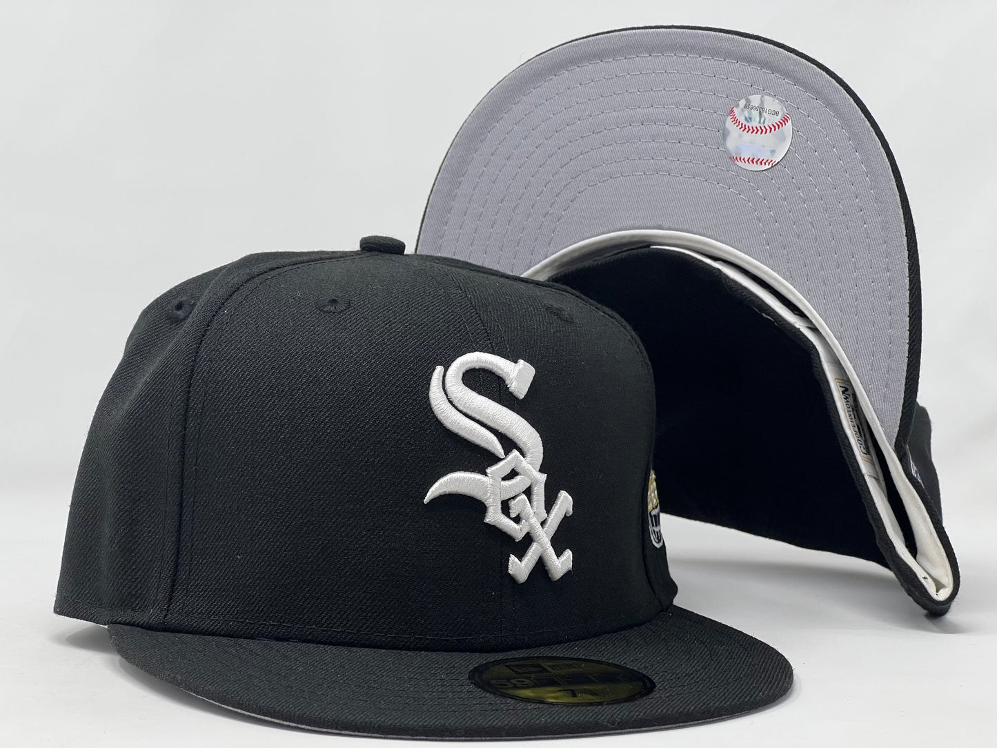 Chicago White Sox 2005 World Series on Field New Era Fitted Hat