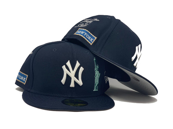 Navy Blue New York Yankees MLB City Transit Collection By New Era