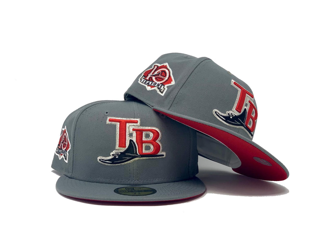 TAMPA BAY 10TH SEASONS STORM GRAY RED BRIM BRIM NEW ERA FITTED HAT