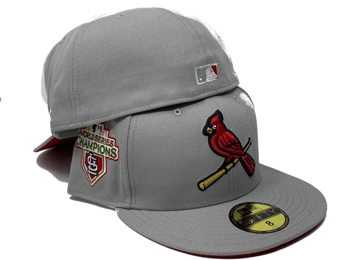 ST. LOUIS CARDINALS 2011 WORLD SERIES CHAMPIONS LIGHT GRAY RED BRIM NEW ERA FITTED HAT