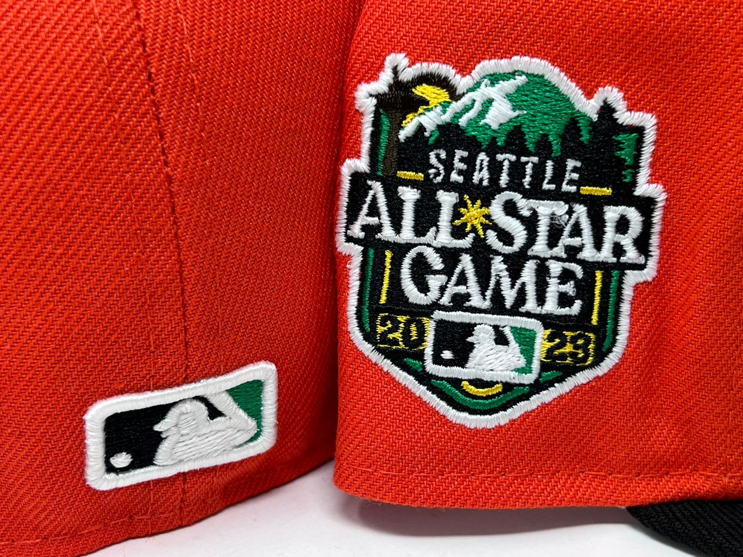 Seatle Mariners 2023 All Star Game Glow In The Dark Punkin Collection" Green Brim New Era Fitted Hat
