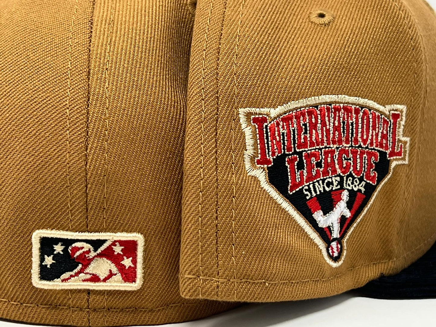 BUFALLO BISONS INTERNATIONAL LEAGUE CORDUROY VISOR RED BRIM NEW ERA FITTED HAT