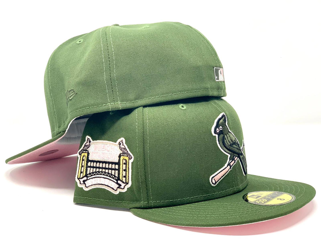 ST. LOUIS CARDINLAS BUSCH STADIUM  OLIVE PINK BRIM NEW ERA FITTED HAT