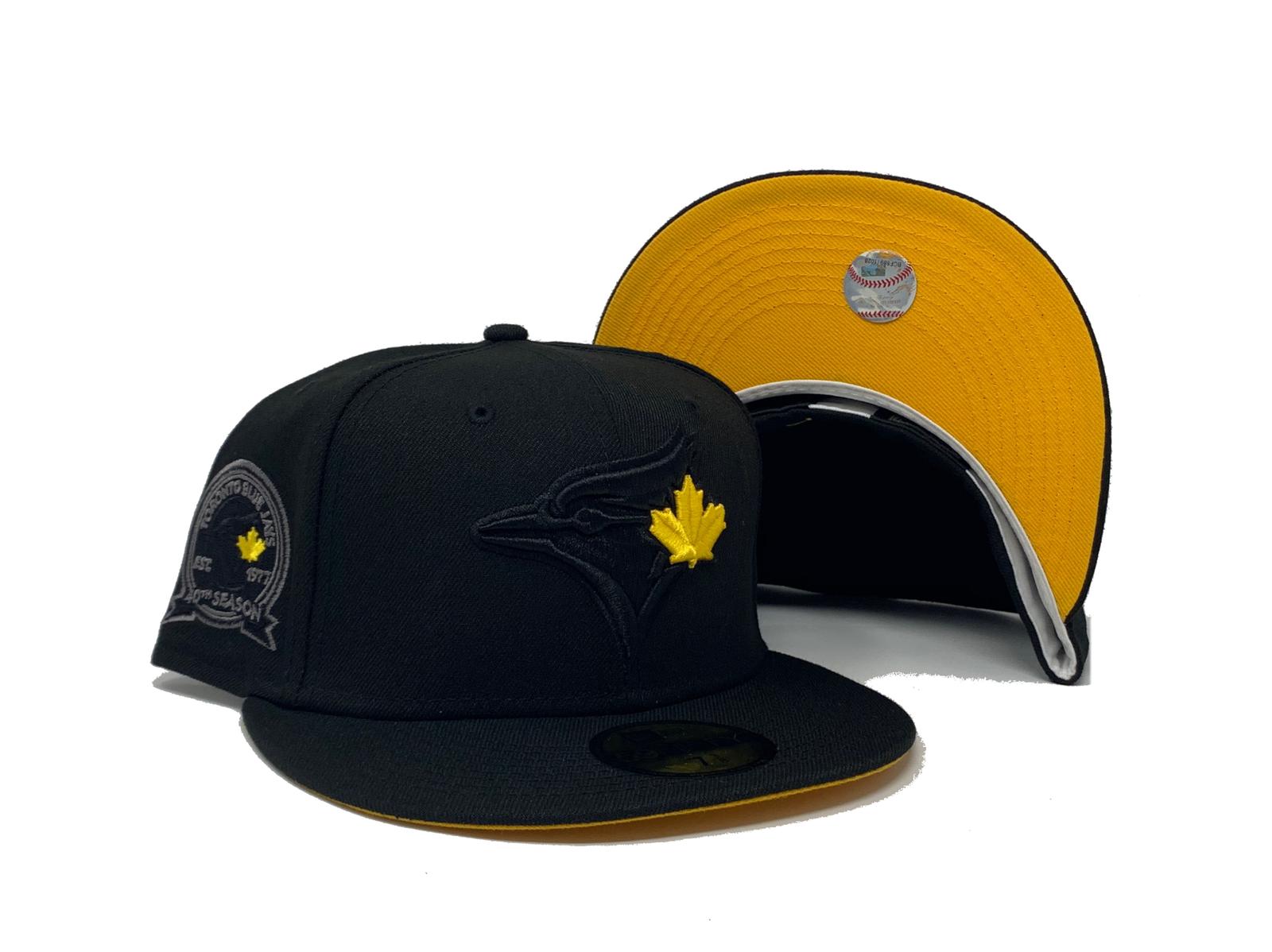 Exclusive New Era MLB Toronto Blue Jays 59Fifty Black / Metallic Gold  Fitted Hat