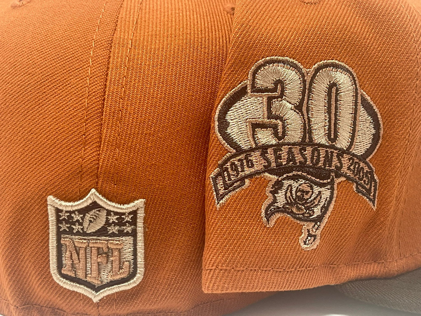 Tampa Bay Buccaneers 30th Anniversary "Thursday Night Football Paisley Brim" Collection" Kelly Green Paisley Brim New Era Fitted Hat