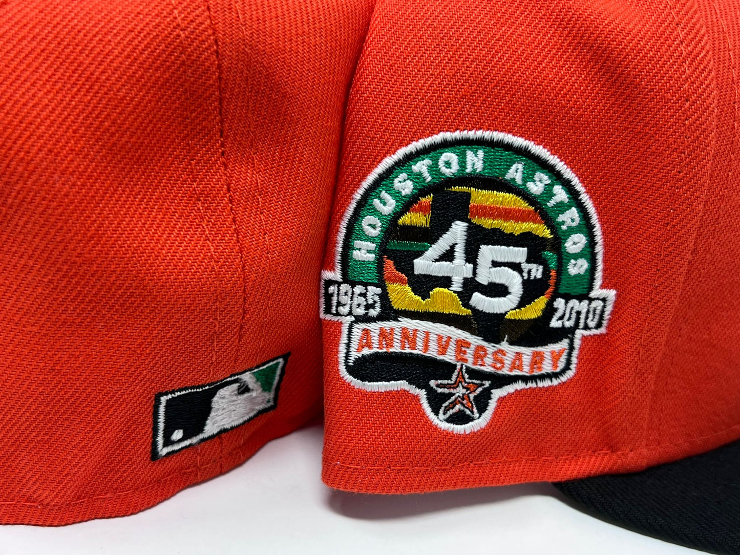 HOUSTON ASTROS 45TH ANNIVERSARY GLOW IN THE DARK "PUMPKIN COLLECTION" GREEN BRIM NEW ERA FITTED HAT