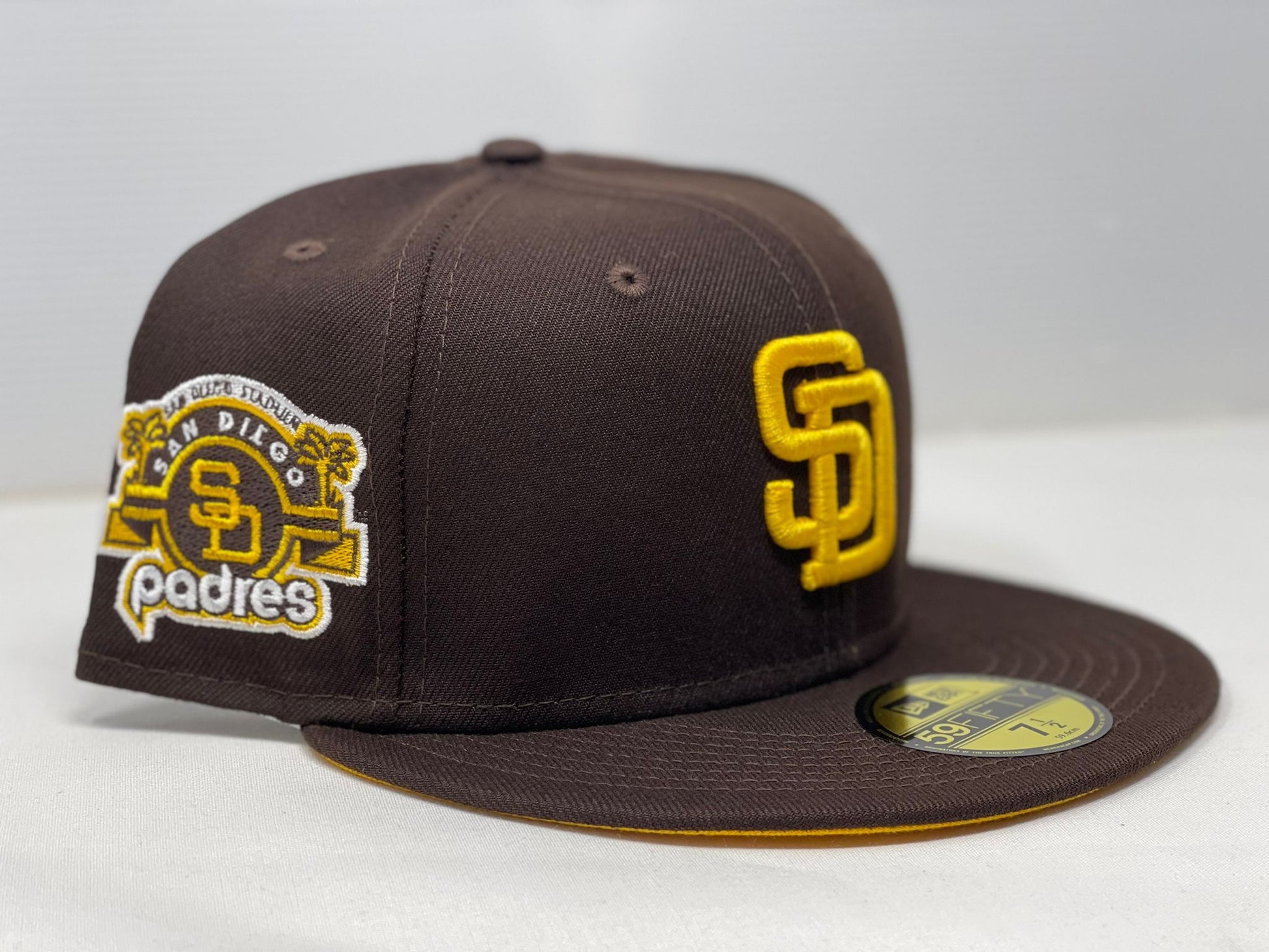 Dark Brown San Diego Padres Custom 59fifty New Era Fitted Hat